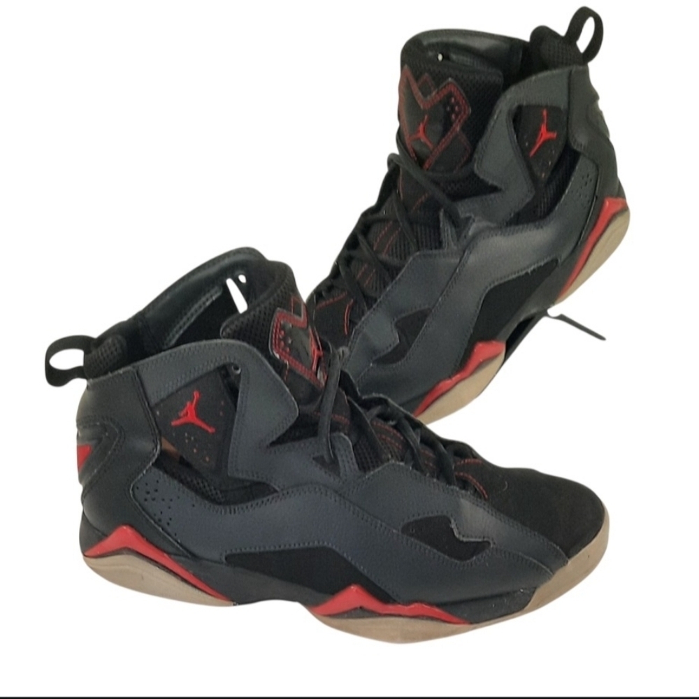 2018 Air Jordan True Flight GS BG 'Bred Basketball Shoes.  Size 8.5